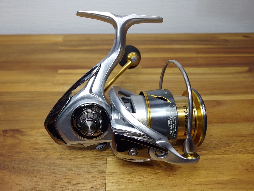 新品軽量 ダイワ【DAIWA】21フリームス LT4000－CXH （BB