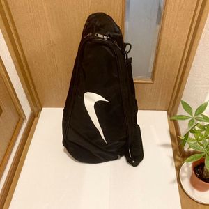 ナイキ ラケットの値段と価格推移は 13件の売買情報を集計したナイキ ラケットの価格や価値の推移データを公開