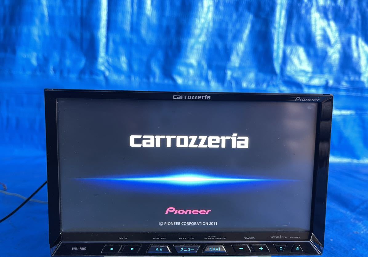 | AVIC-ZH07 サイバーナビ (661) Ｃarrozzeria カロッツェリア・サイバーナビ・地図データ 2011年 地図更新 地図表示2 地図表示1 &frasl; carrozzeria カーナビゲーション AVIC-RZ06 AVIC-RL05 その他