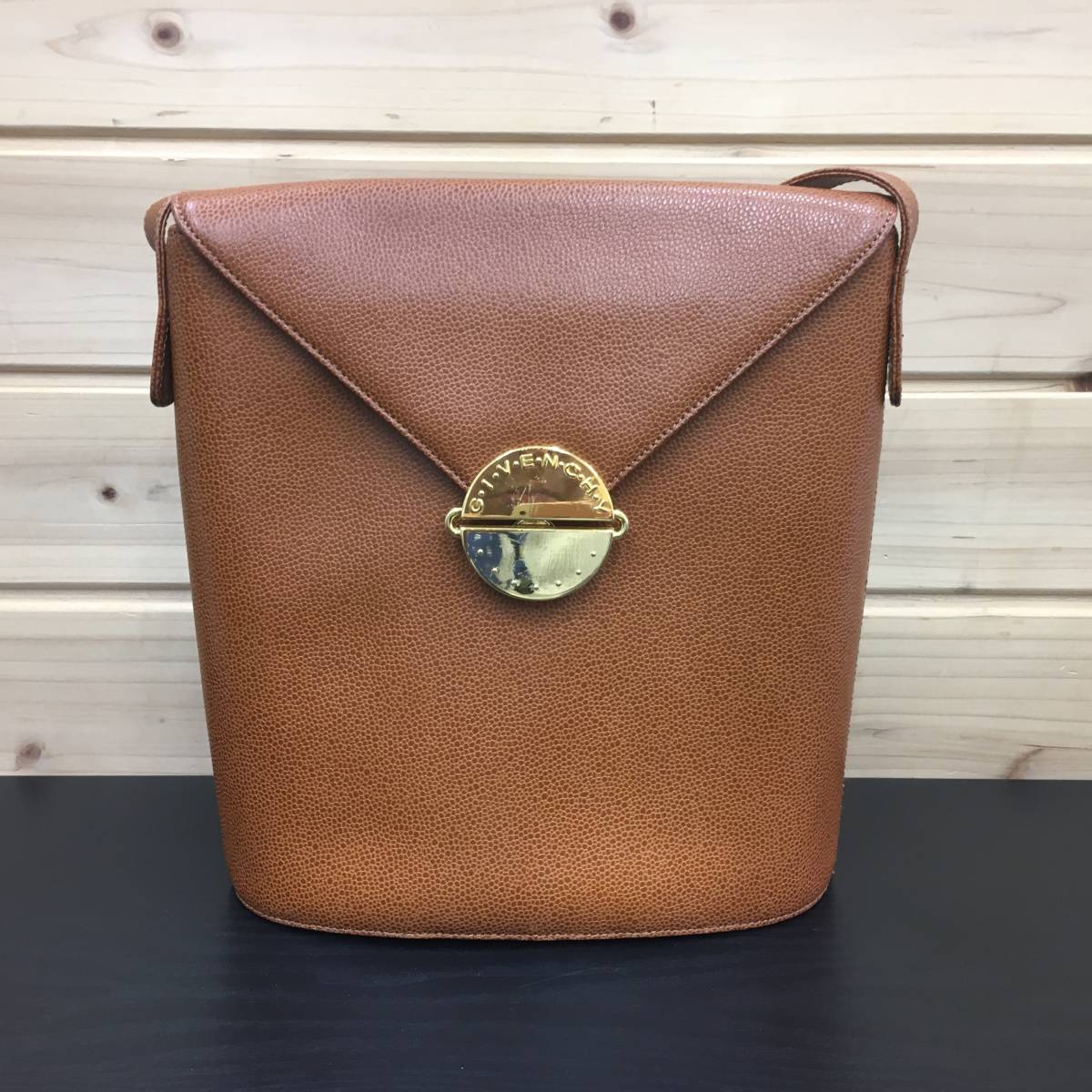 1000円スタート】GIVENCHY ジバンシイ ショルダーバッグ ゴールド金具