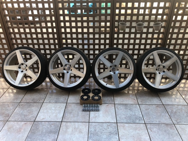 VW 20インチ フォルクスワーゲン 4本 ET45 1台分 225&frasl;35R20 8.5j アルテオン | 0 純正ホイール x 8J ET40 安い商品を