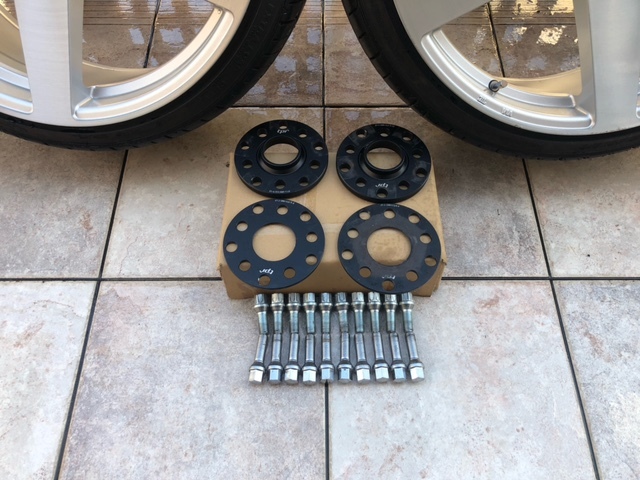 VW 20インチ フォルクスワーゲン 4本 ET45 1台分 225&frasl;35R20 8.5j アルテオン | 0 純正ホイール x 8J ET40 安い商品を