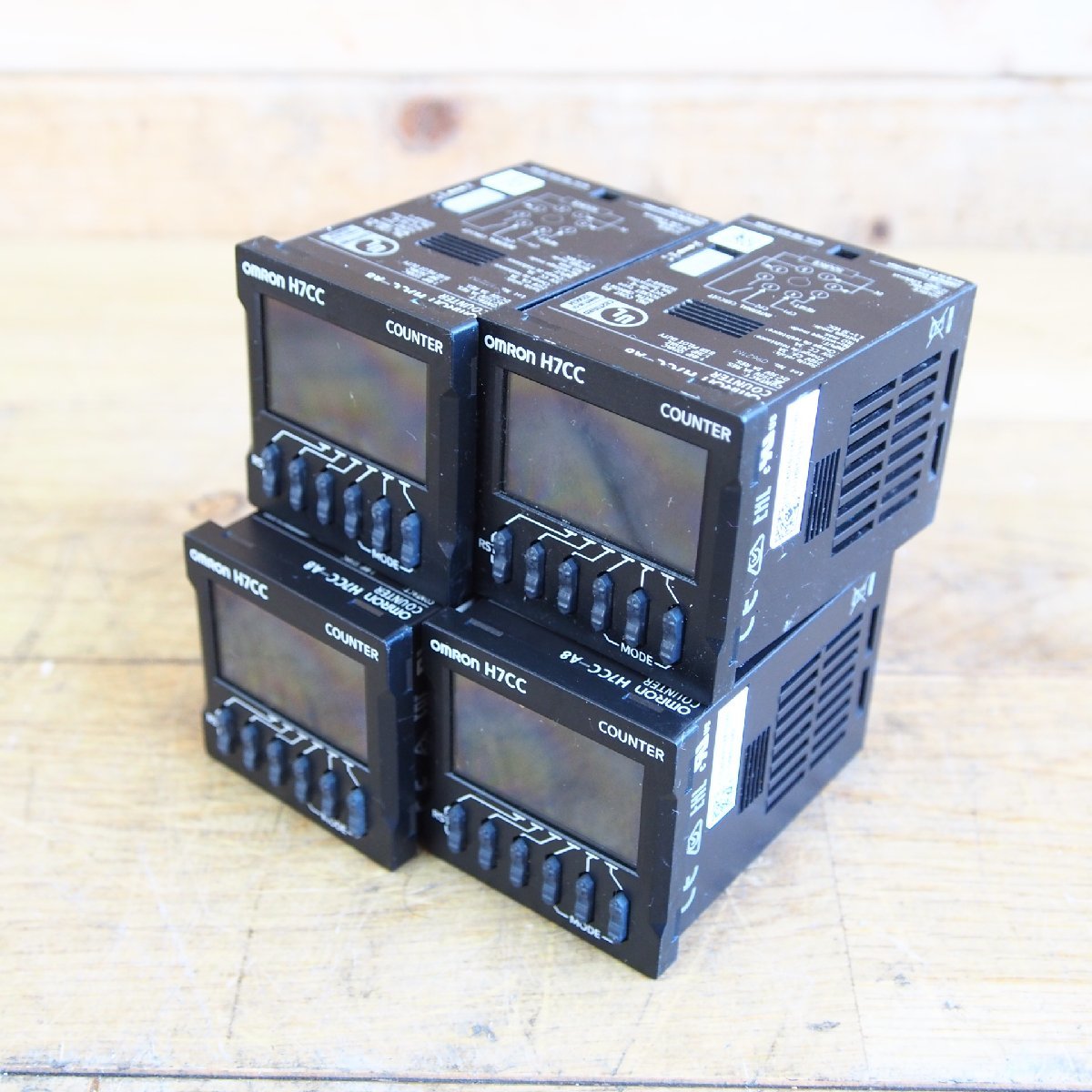 ☆【1W1104-28@】 OMRON オムロン カウンター H7CC-A8 4台セット ジャンク