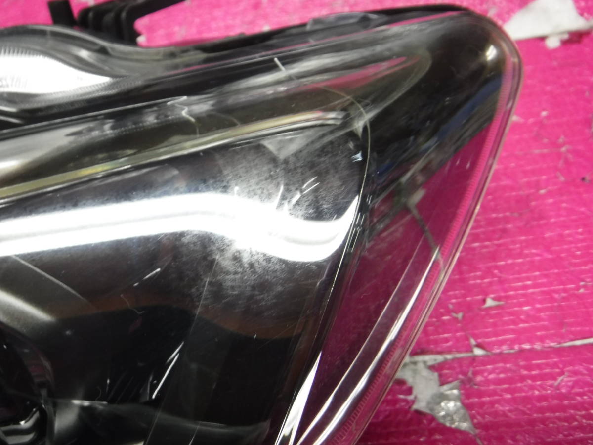日産エクストレイル 用 左側LEDヘッドライト KOITO 100-17942 日産