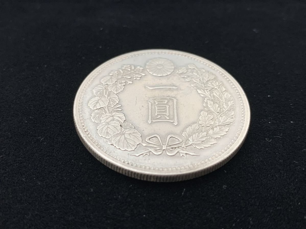 ◇S1114 新1円銀貨 大型 明治14年 直径:38.60mm 量目:26.89