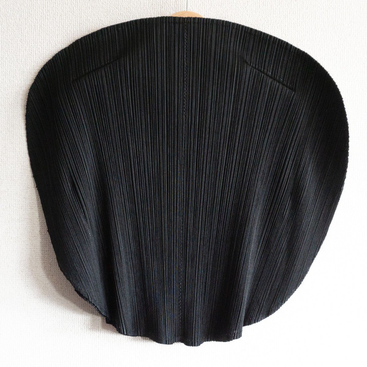 極美品】 PLEATS PLEASE【変形 サークル カットソー】プリーツ 極美品】 PLEATS PLEASE【変形 サークル カットソー】プリーツ