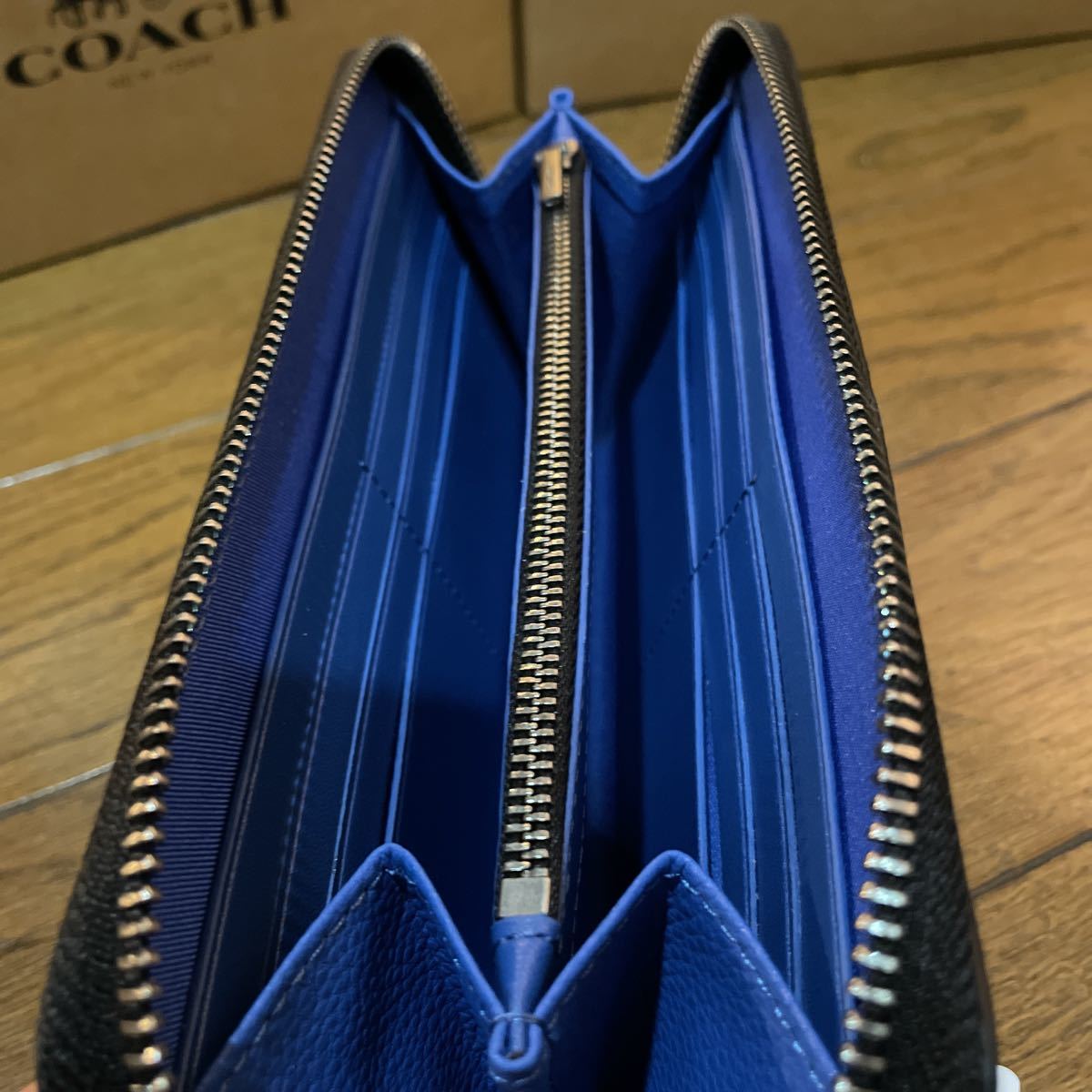 ☆1円スタート【新品未使用】COACH アコーディオンウォレット 