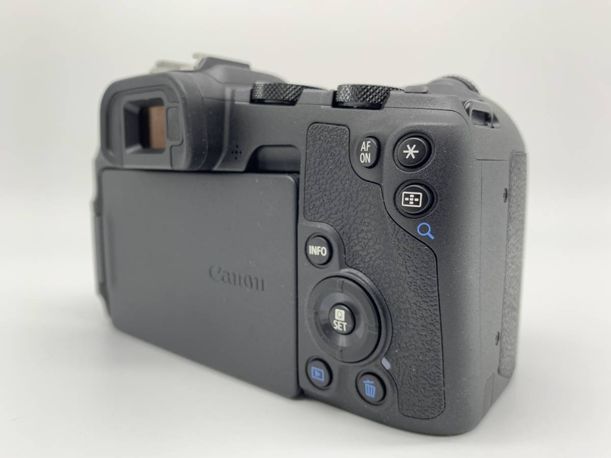 ☆美品【Canon】EOS RP ボディ ミラーレス キャノン 管理番号 : 2039
