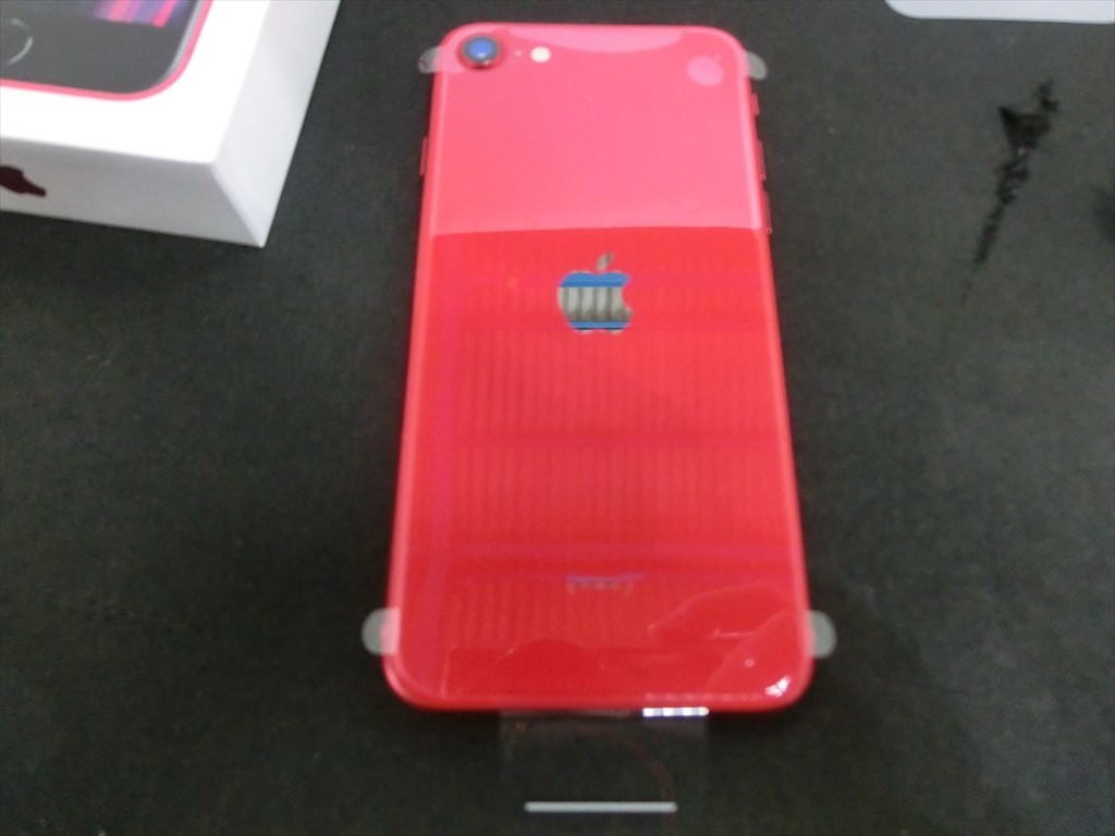 T【チ1-66】【60サイズ】Phone SE 第2世代 SE2 レッド 64GB SIMフリー