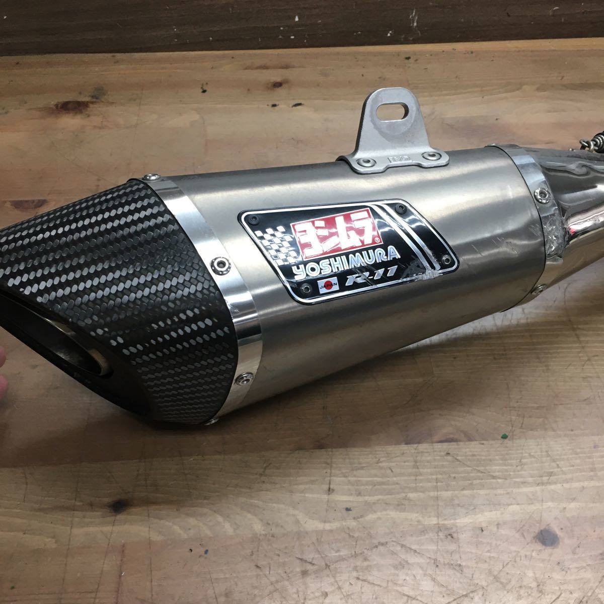 ヨシムラ - GSR750 11-16 GR7NA チタン マフラー R-77J メルカリ 