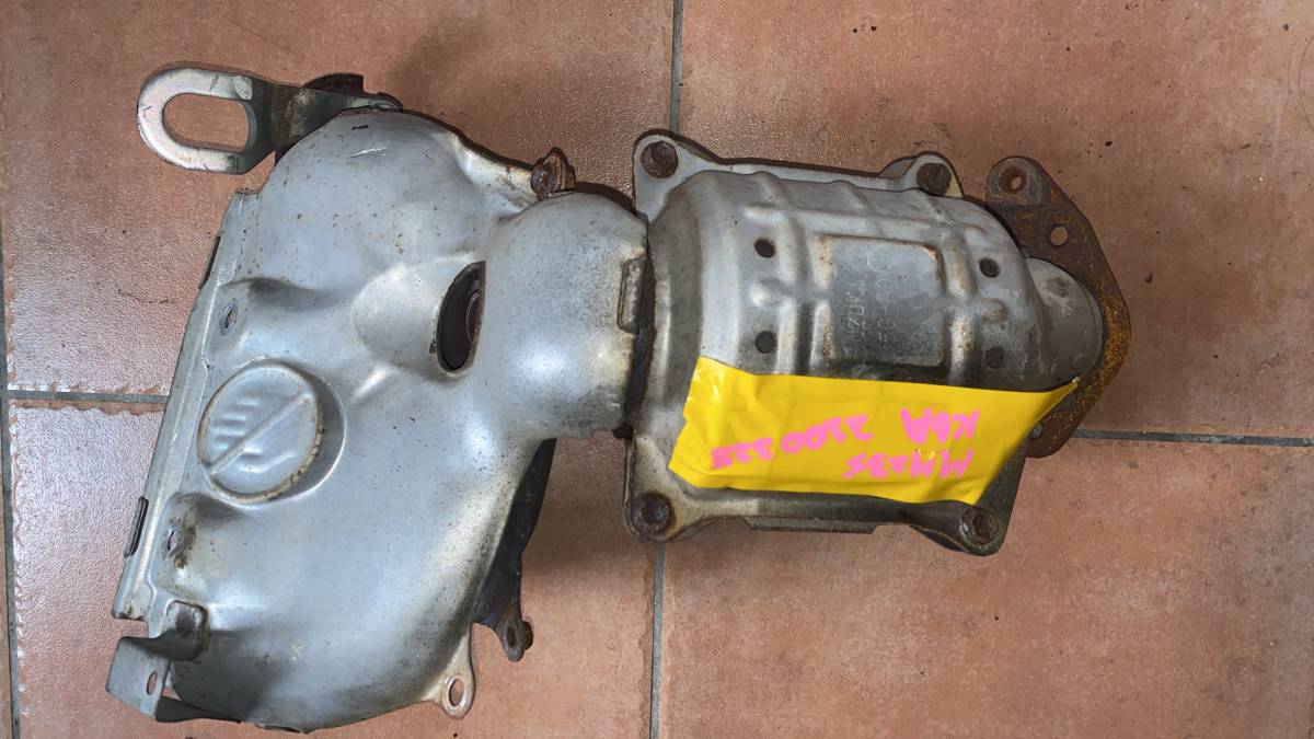 スズキ　ワゴンR MH21S 触媒 85G-C08