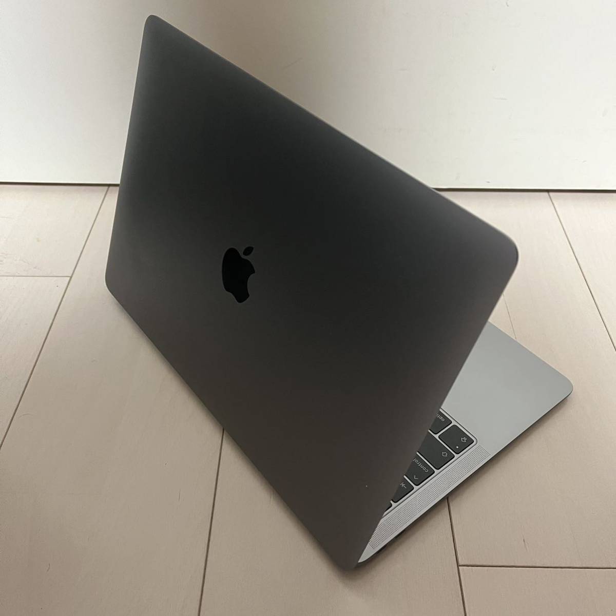 MacBook Air 2018 Core i5 1.6GHz/メモリ8GB/SSD128GB ジャンク扱い