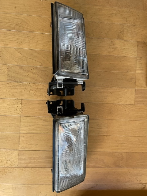 AE86 純正ヘッドライト 左右セット 当時物！ カローラレビン 前期
