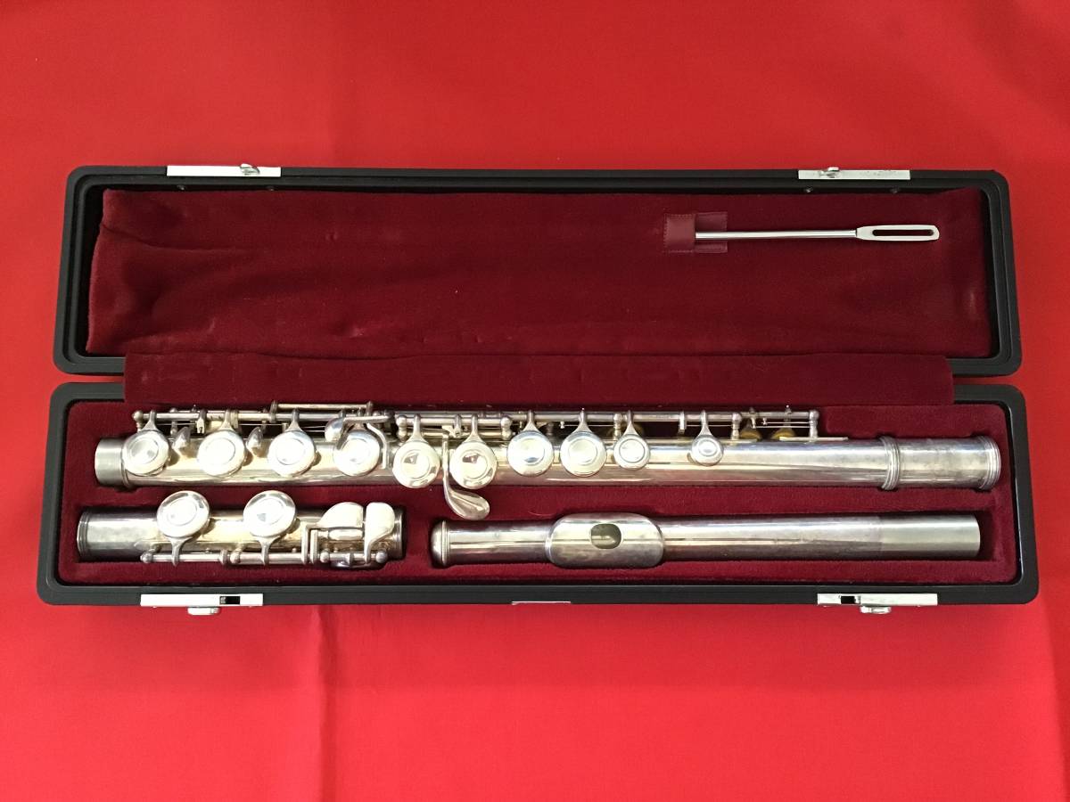 〇YAMAHA ヤマハ/フルート YFL211/ケース、クリーニングロッド付き