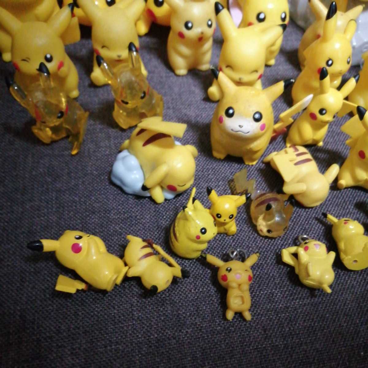 大量】ポケモン フィギュア 指人形 グッズ まとめ売り ピカチュウ