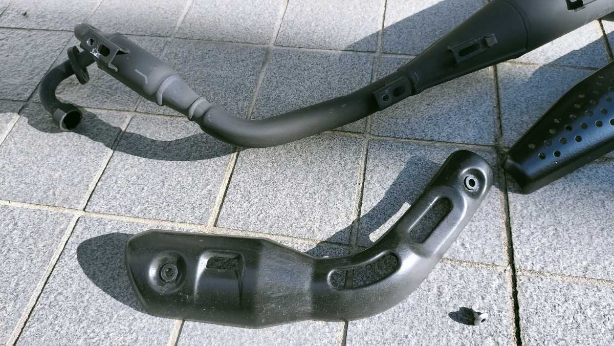 ホンダ ハンターカブCT125 純正マフラー ブラック塗装(マフラー本体 
