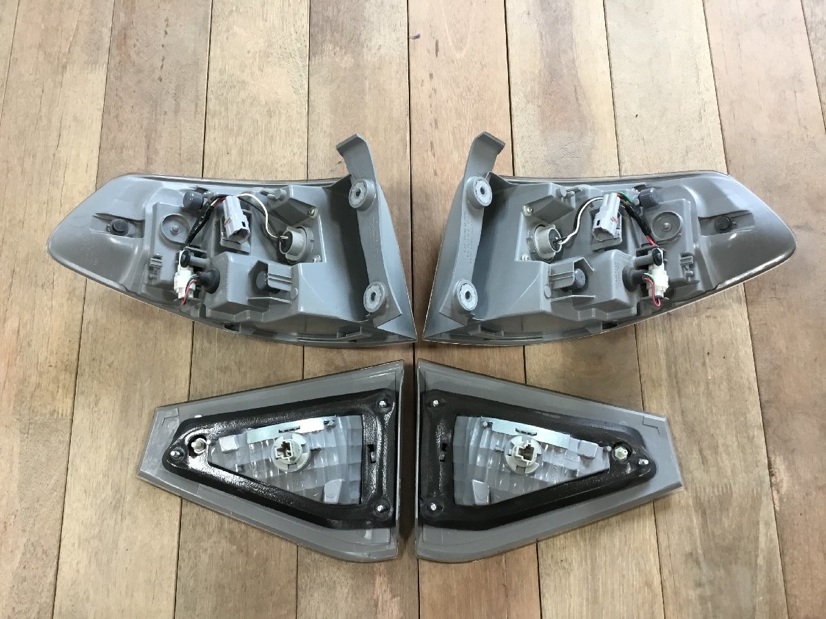 スバル GRB インプレッサ Wrx 純正 テールランプ フィニッシャー スバル GRB インプレッサ Wrx 純正 テールランプ フィニッシャー