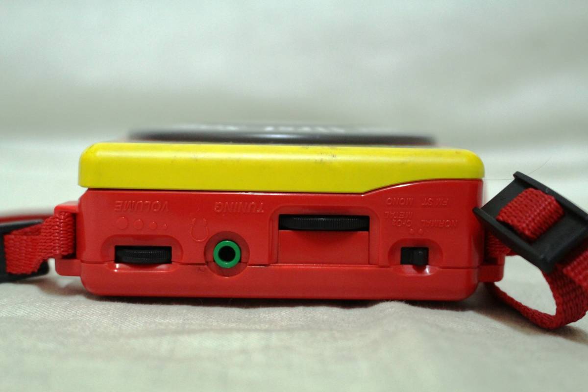 ◉SONY カセットプレーヤーWM-F3030 （プリンセスプリンセスデザイン） Sony WM-F3030 ▷ Walkman.land