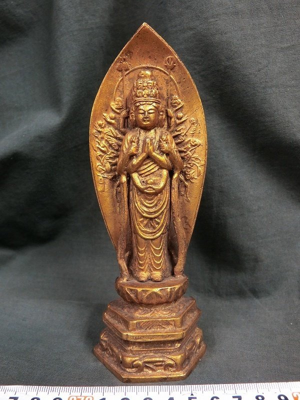 新品，人気SALE A4404 鋳銅 金メッキ 千手観音 435g 仏像(仏像)｜売買されたオークション情報、yahooの商品情報をアーカイブ公開 - オークファン 仏像