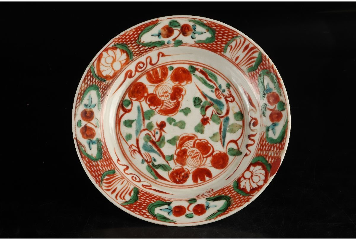 呉須赤絵 中国美術唐明代古玩陶器呉須赤絵龍紋 客