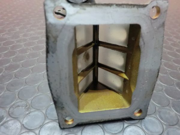 22 ヤマハ DT200WR インシュレーター リードバルブ 一台解体 検）DT200 