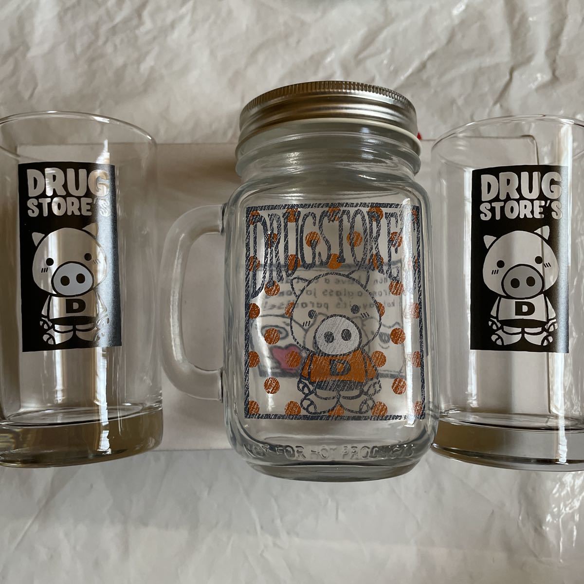 非売品！未使用！ドラッグストアーズ スタンディぶたちゃんグラス2個 