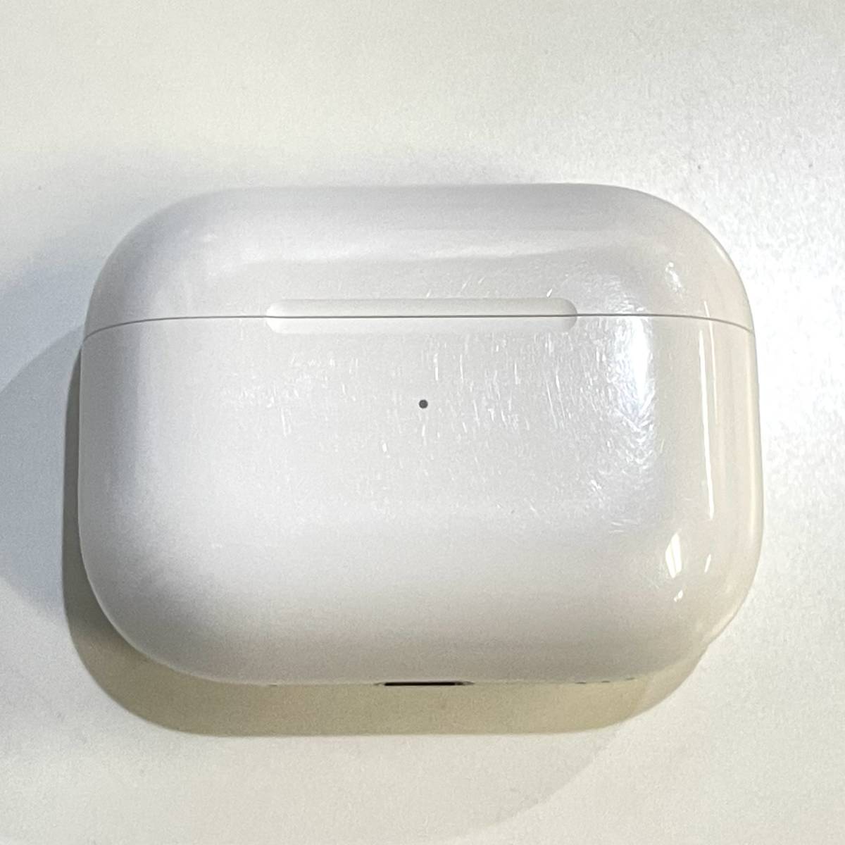 中古美品】Apple AirPods Pro 第2世代 MQD83J/A ホワイト AirPodsPro2