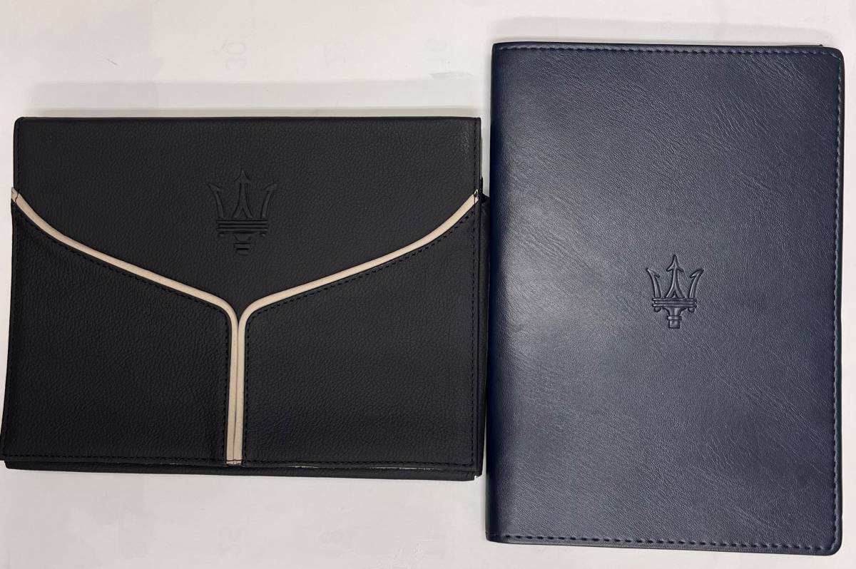 MASERATI マセラティ純正品 車検証入れ取説 カバーユーザー マセラティ ギブリ ☆取扱説明書 ☆車検証ケース（純正） マセラティ