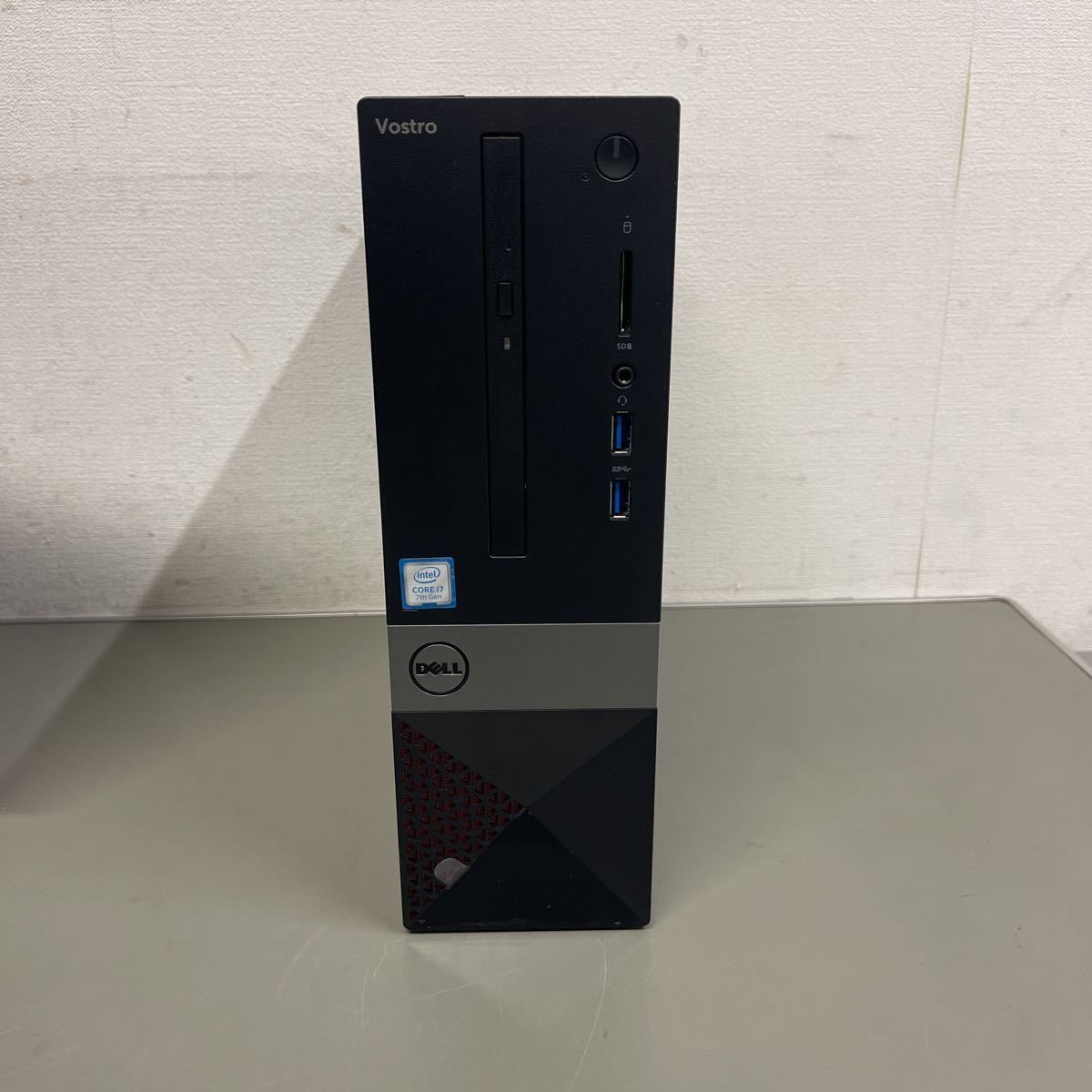 Dell Vostro 0 PC Intel Core Gen Desktop - 7th Tower 1 i3⁄4GB⁄1TB