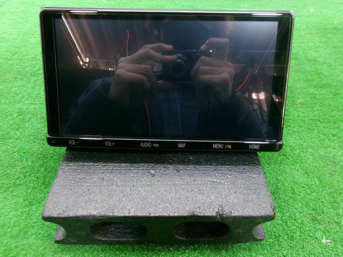 お買い得，最新作 fayk1458 セキュリティロック品 TOYOTA トヨタ純正SDナビ NSZT-Y68T 9インチ Bluetooth フルセグ 08605-00B40(トヨタ、ダイハツ)｜売買されたオークション情報、yahooの商品情報をアーカイブ公開 - オークフ トヨタ、ダイハツ