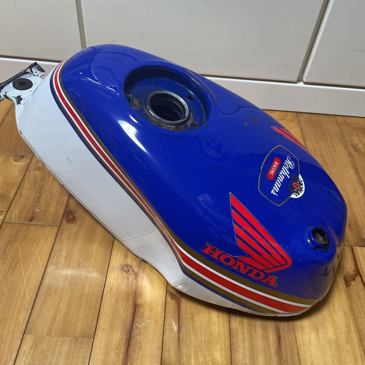 NSR50 燃料タンク　フューエルタンク　ロスマンズ NSR50 ロスマンズ フューエルタンク 燃料タンク ガソリンタンク NSR50