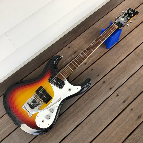 モズライト mosrite ギター 黒雲 ハードケース付き モズライト mosrite ギター 黒雲 ハードケース付き - メルカリ