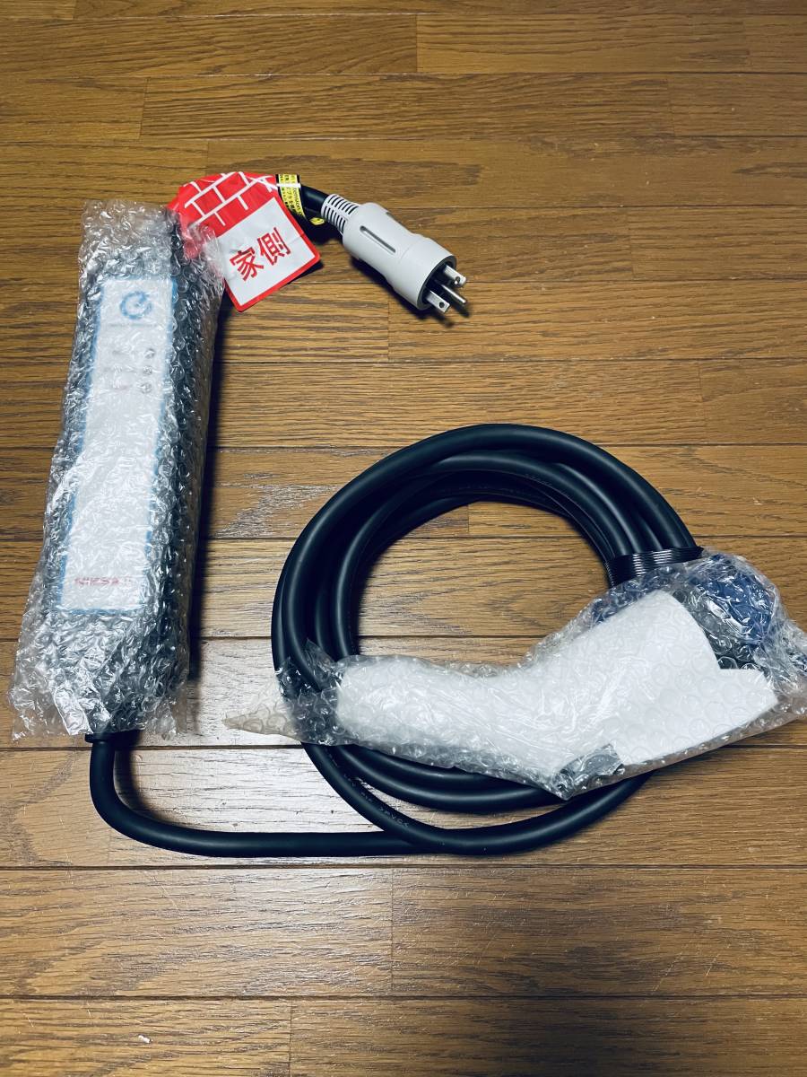  日産リーフ充電ケーブル3NK5E ⑧(日産用)｜売買されたオークション情報、yahooの商品情報をアーカイブ公開 - オークファン 日産用