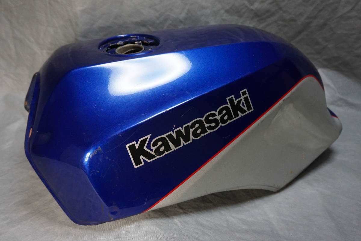 カワサキ ZRX400タンク(中古) ジャンク品 【公式通販】