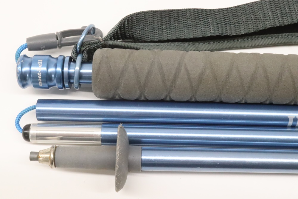旧タイプ　ラチェットボタン無し　モンベル　折り畳み　ポール　ステッキ　杖　トレッキング　登山　コンパクト　軽量　②