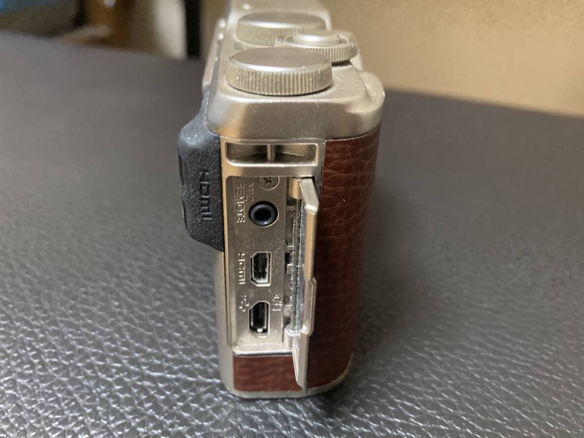 FUJIFILM XF10 コンパクトデジカメ　_5