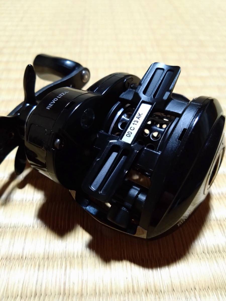 アブガルシア レボ LTZ 左ハンドル 美品 左ハンドル 美品 アブガルシア