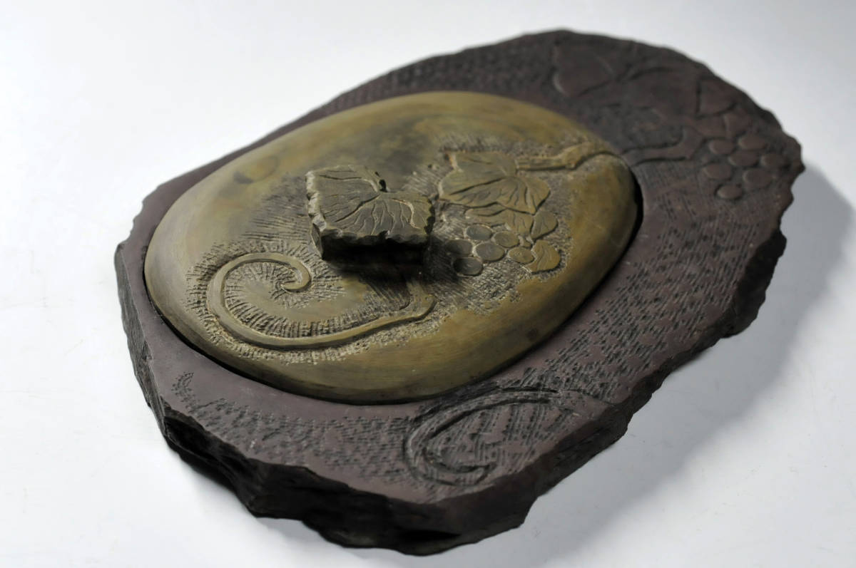 中国硯 天然石蓋付彫刻硯 19×13cm 箱無 ○ 中国古玩 中国美術 書道具