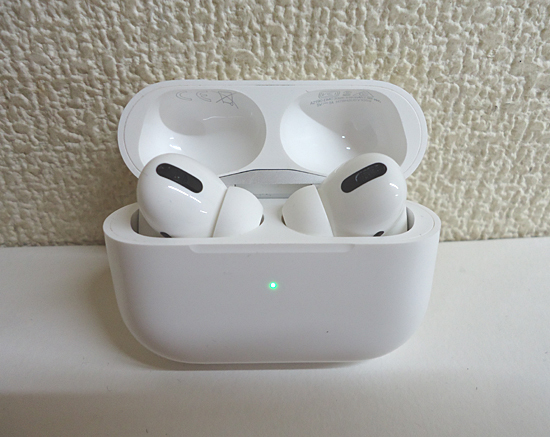 未開封 Apple AirPods Pro 第2世代 保証開始済 Magsafe対応 MQD83J/A