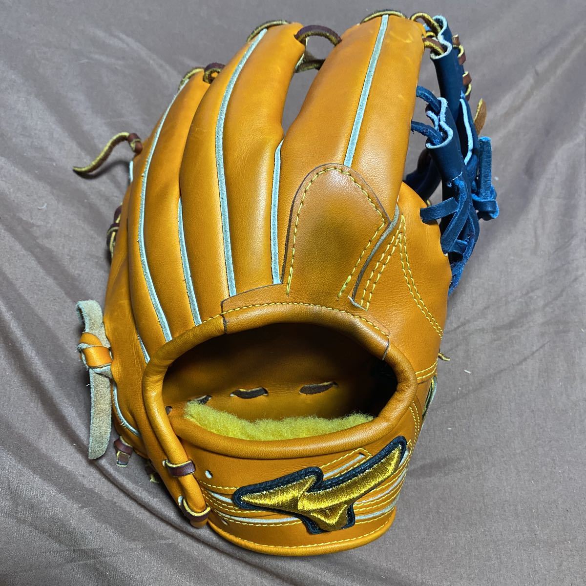正規品，新品 MizunoPro 軟式オーダー内野用グローブ 藤田指当て HAGA JAPAN ウェブカスタマイズ ランパードマーク 刺繍あり(内野手用)｜売買されたオークション情報、yahooの商品情報をアーカイブ公開 - オー 大人用
