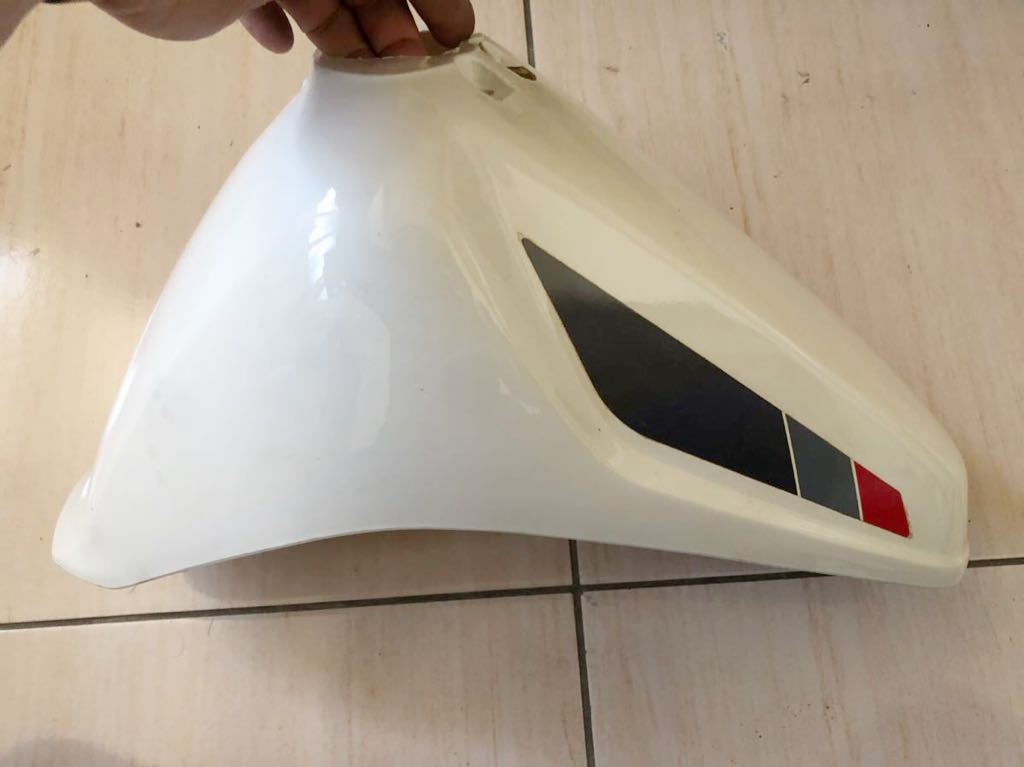 新品未使用品 ホンダ AF09 スーパータク TACT フロントフェンダー