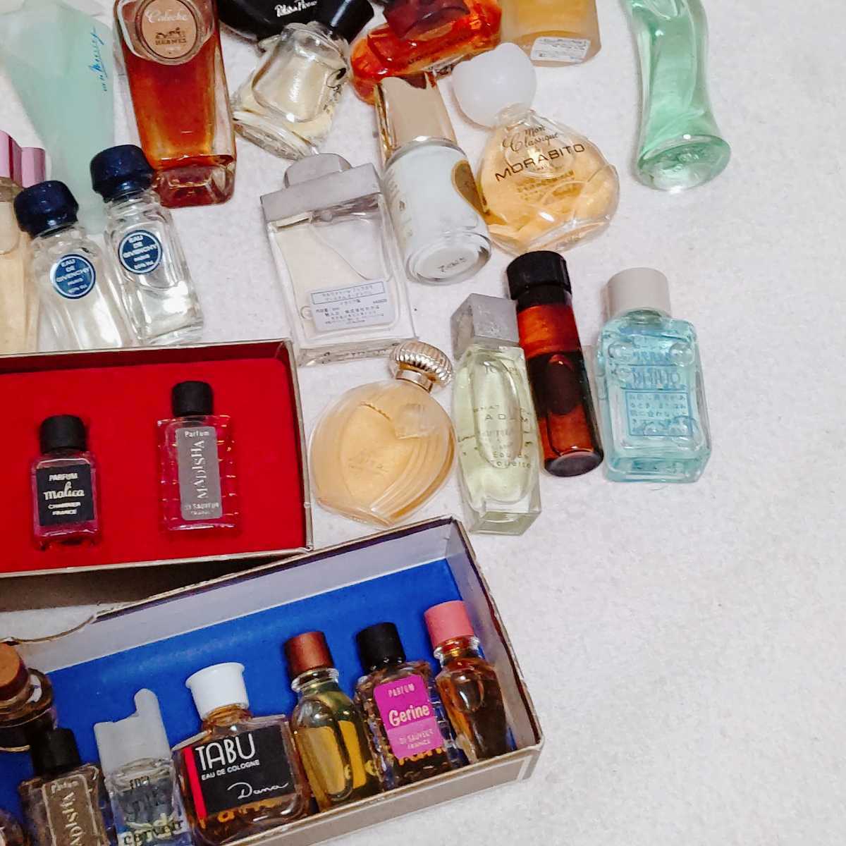 90本以上 香水 まとめ売り 大量 CHANEL GIVENCHY Dior NINA RICCI ANNA