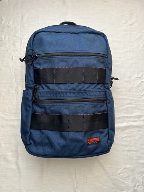 ☆BRIEFING☆ブリーフィング☆リュック☆ネイビー☆中古 