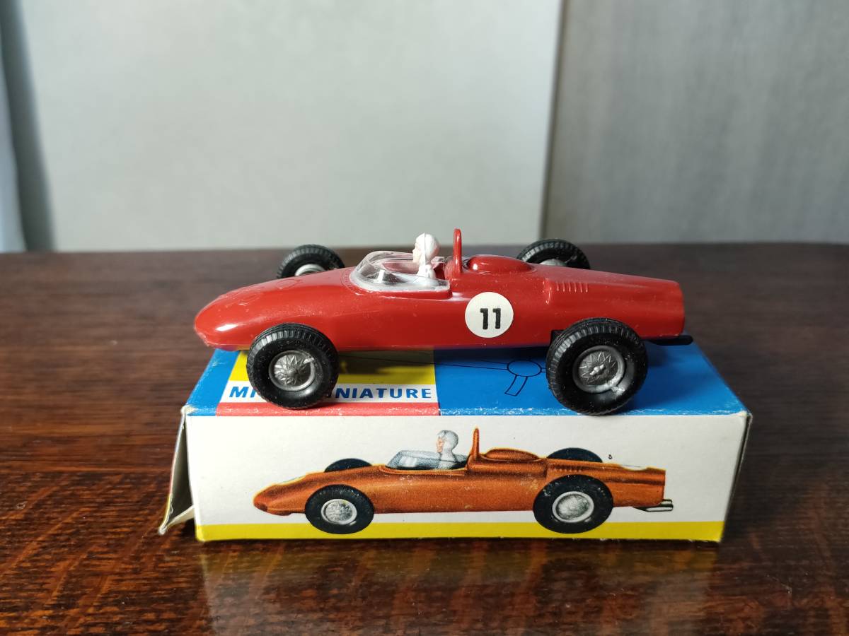  Politoys 57 Ferrari Formula 1 ポリトーイ フェラーリ F1 赤(乗用車)｜売買されたオークション情報、yahooの商品情報をアーカイブ公開 - オークファン 乗用車