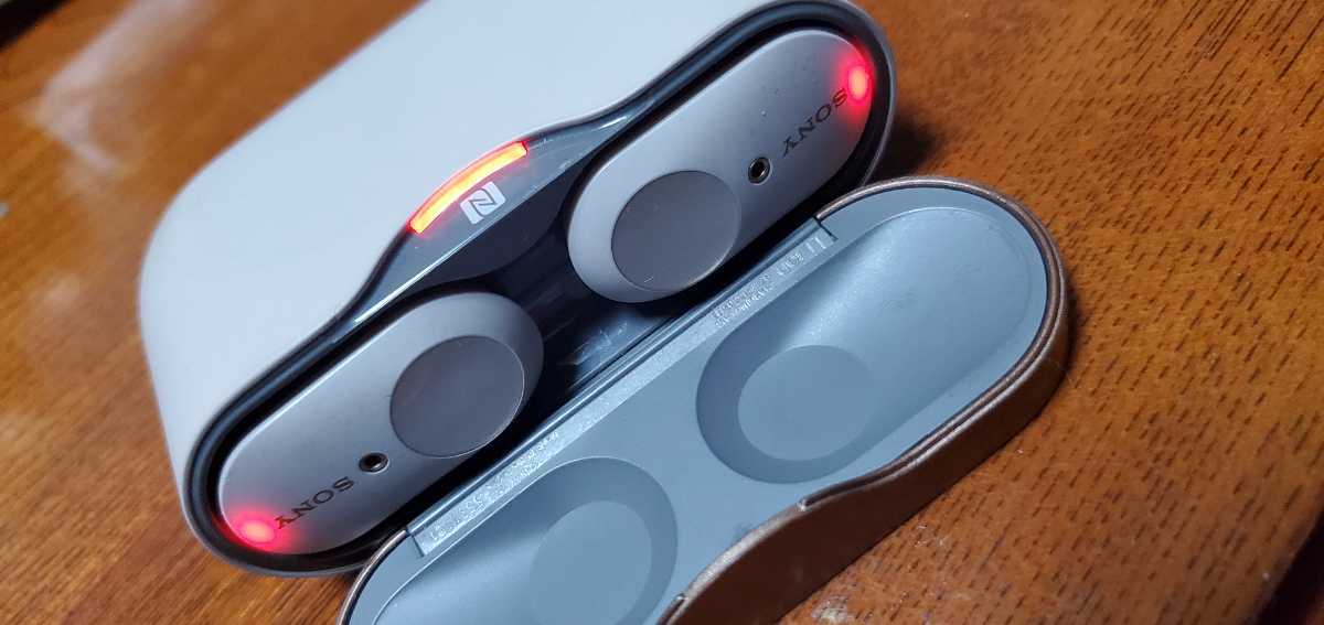 SONY 完全ワイヤレスイヤホン WF-1000XM3　動作品　プラチナ　ソニー