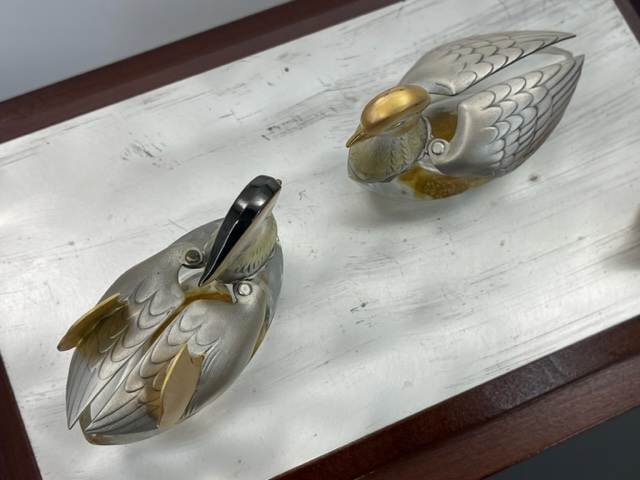 銀製 SILVER おしどり 薬味入れ 置物 ガラスケース オブジェ 鴛鴦 トーキョーシルバーズ TOKYO SILVERS CO.LTD 金属工芸 銀製オシドリ