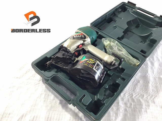 高品質，格安 品 HITACHI 日立工機 65mm 常圧 ロール釘打機 NV65AF3 ケース付 ロール釘打ち機 エア釘打機 エア釘打ち機 コイルネイラ 64560(エア釘打機)｜売買されたオークション情報、yahooの商品情報をアーカイ エア釘打機