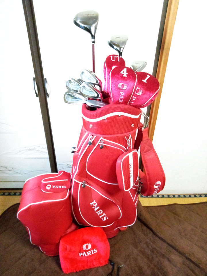 送料無料超美品　初心者向けパリス　PARIS　レディースゴルフセット　ボルドーカラー　レッドキャディバッグヘッドカバーセット付