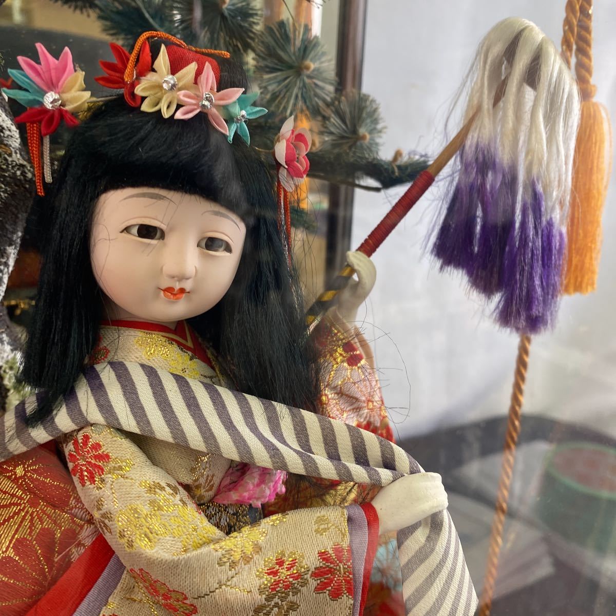 ◇中古 御正月飾 日本人形 女の子 羽子板 着物 コレクション ガラス 