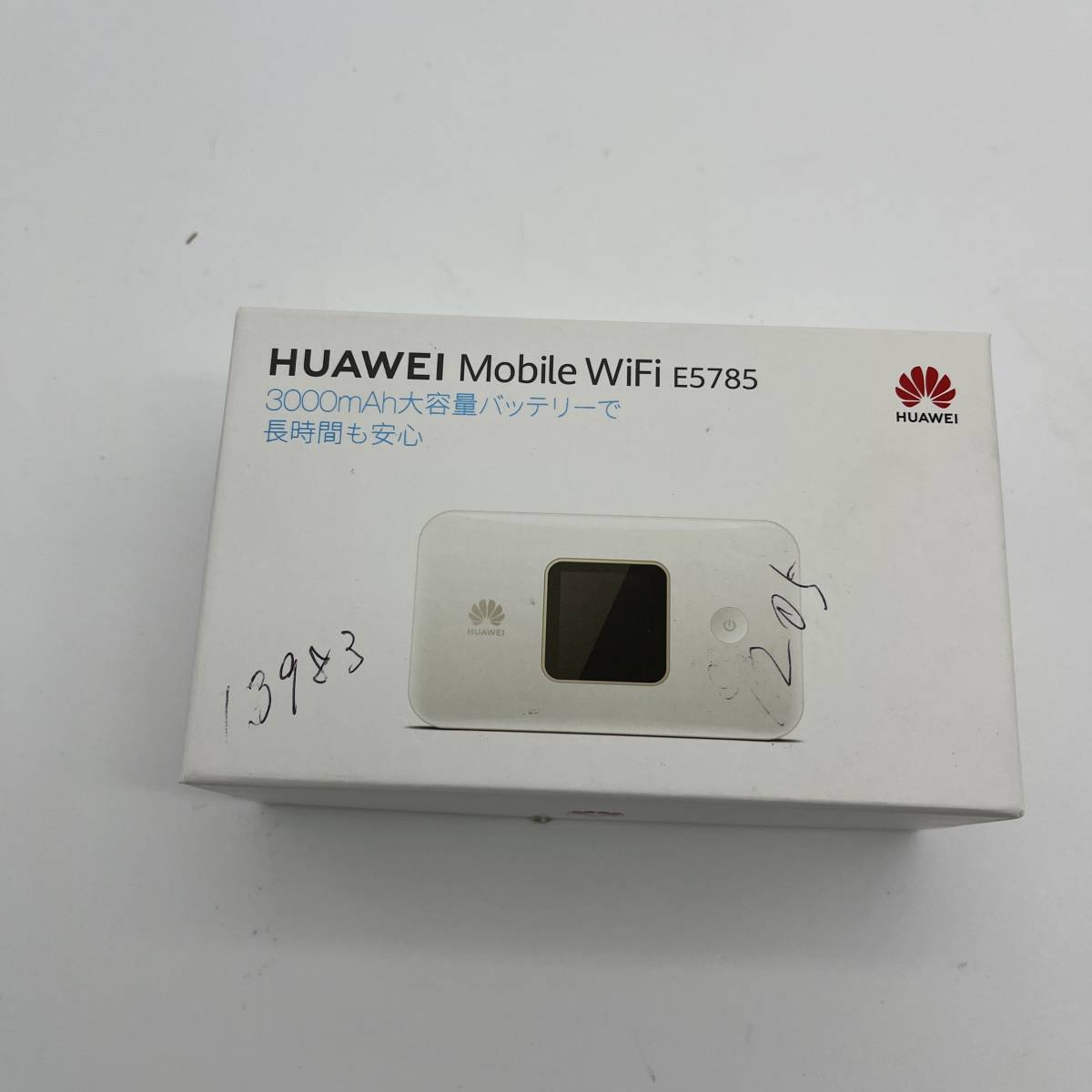 大得価，安い HUAWEI E5785 AKI088 SIMフリー モバイルwi-fiルーター ホワイト E5785-320(ルーター)｜売買されたオークション情報、yahooの商品情報をアーカイブ公開 - オークファン ルーター